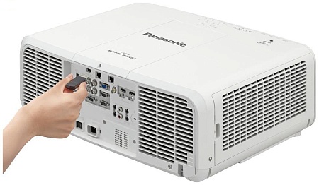 Лазерный проектор Panasonic PT-MW730E